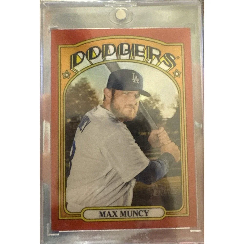 2021 Topps Heritage Max Muncy #2 Chrome Red Refractor /372 Dodgers